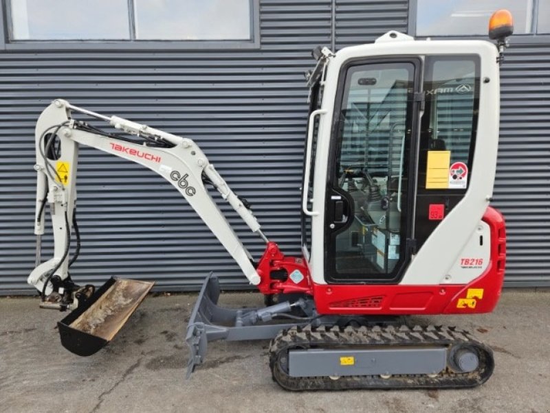 Bagger des Typs Takeuchi TB 216, Gebrauchtmaschine in Fårevejle (Bild 5)