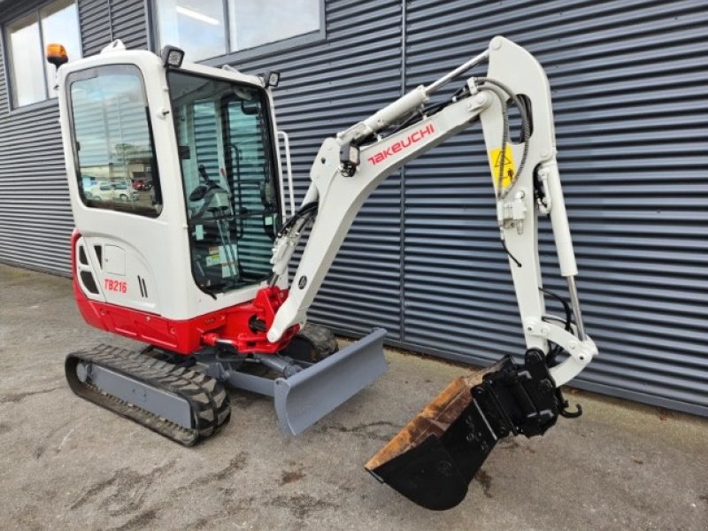 Bagger del tipo Takeuchi TB 216, Gebrauchtmaschine In Fårevejle (Immagine 1)