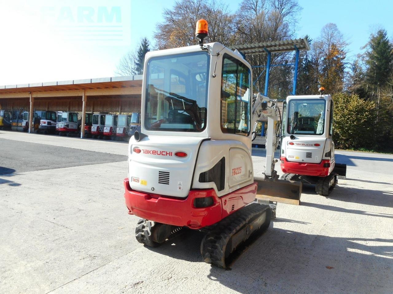 Bagger za tip Takeuchi tb 225 ( 2.400kg ) verstellfahrwerk!, Gebrauchtmaschine u ST. NIKOLAI/DR. (Slika 10)