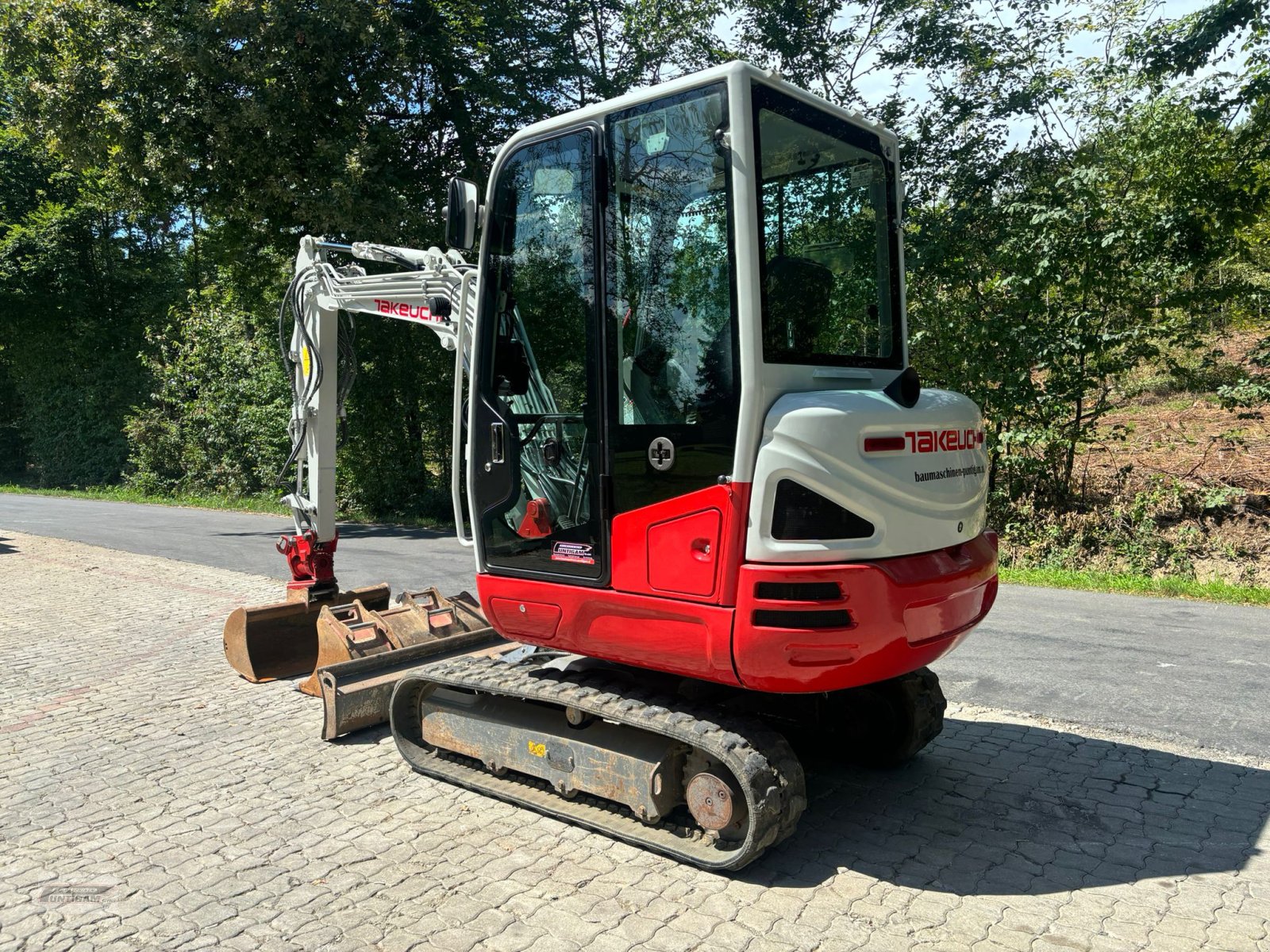 Bagger des Typs Takeuchi TB 230, Gebrauchtmaschine in Deutsch - Goritz (Bild 5)