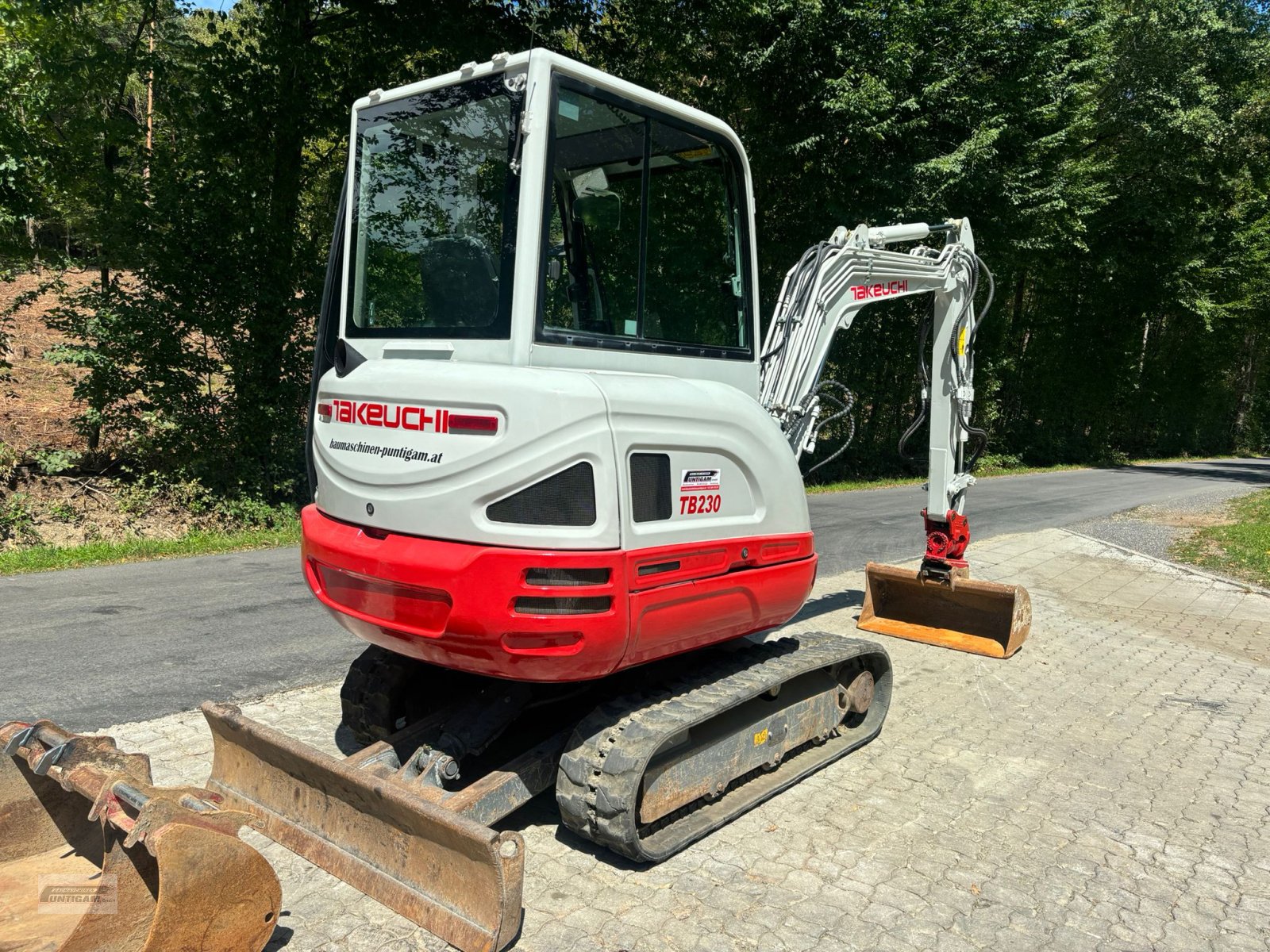 Bagger typu Takeuchi TB 230, Gebrauchtmaschine v Deutsch - Goritz (Obrázek 7)