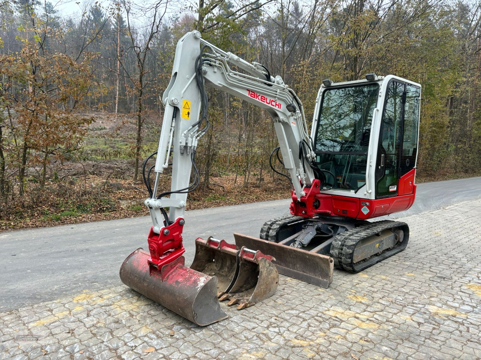 Bagger typu Takeuchi TB 230, Gebrauchtmaschine v Deutsch - Goritz (Obrázek 3)