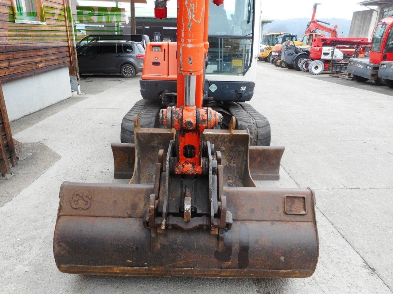 Bagger of the type Takeuchi tb 250 ( 4.890kg ) hydr. sw + 3 löffel + alle le, Gebrauchtmaschine in ST. NIKOLAI/DR. (Picture 13)