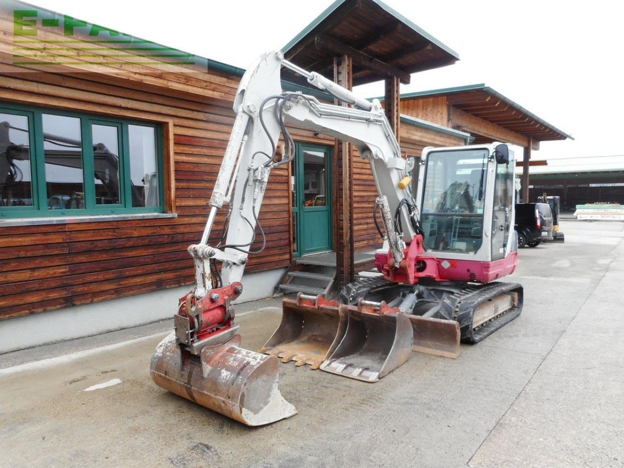 Bagger of the type Takeuchi tb 250 ( 4.965kg ) powertilt + hydr. sw + 3 löff, Gebrauchtmaschine in ST. NIKOLAI/DR. (Picture 2)