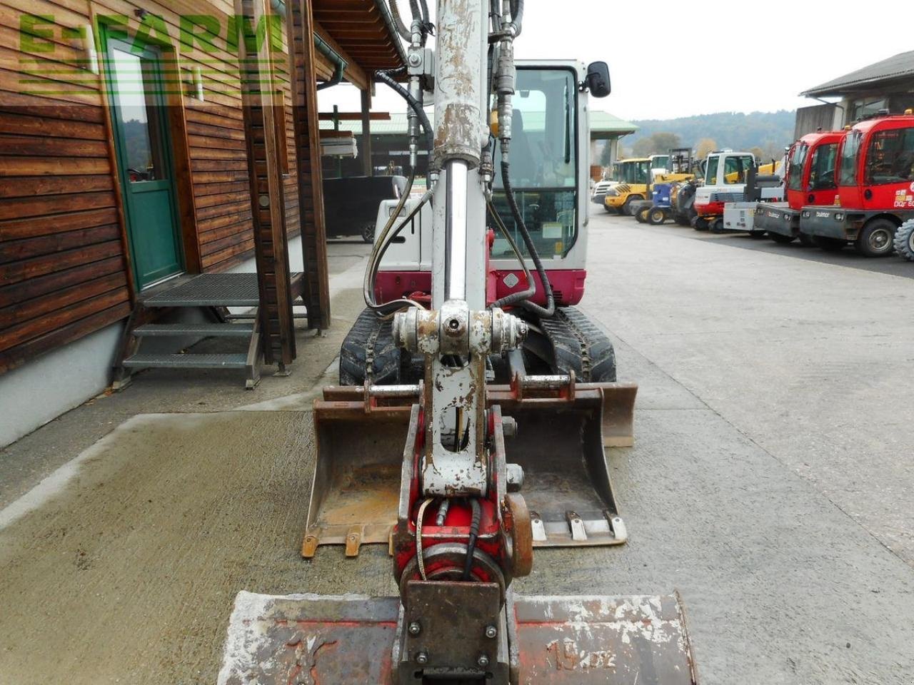 Bagger des Typs Takeuchi tb 250 ( 4.965kg ) powertilt + hydr. sw + 3 löff, Gebrauchtmaschine in ST. NIKOLAI/DR. (Bild 13)