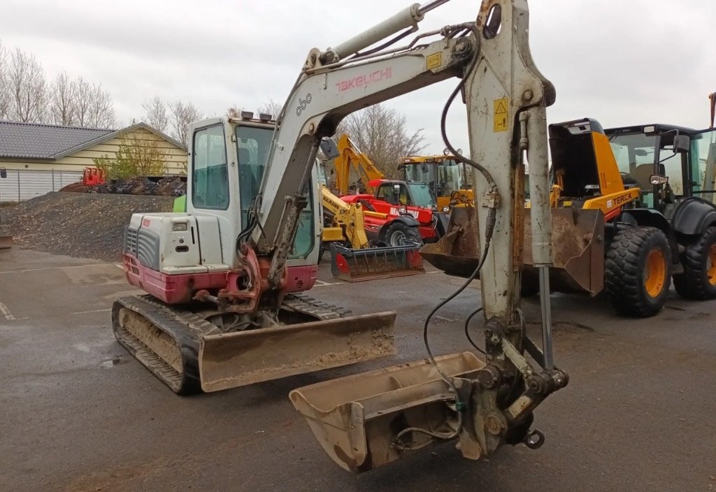 Bagger Türe ait Takeuchi TB 250, Gebrauchtmaschine içinde Fårevejle (resim 1)