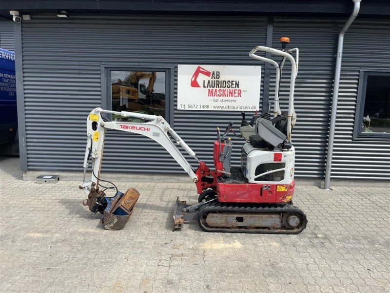 Bagger tip Takeuchi TB210R Kipbar planerskovl+1skovl, Gebrauchtmaschine in Rønnede