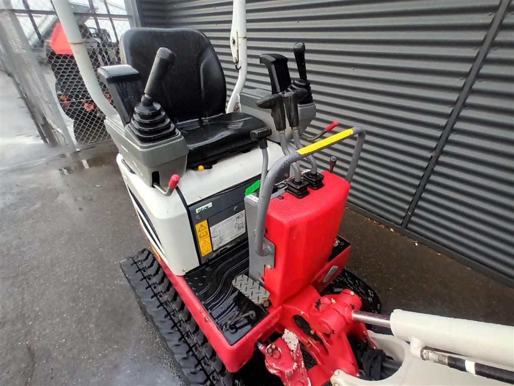 Bagger des Typs Takeuchi TB210R, Gebrauchtmaschine in Fårevejle (Bild 6)