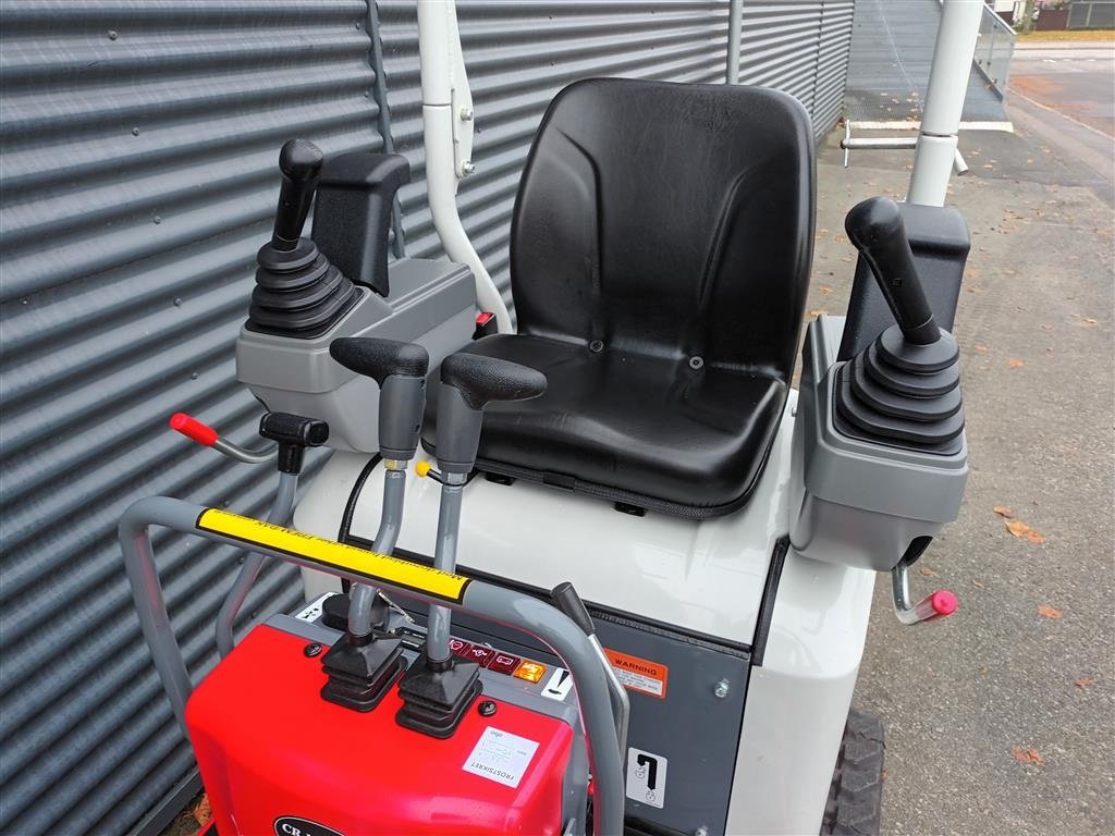 Bagger van het type Takeuchi TB210R, Gebrauchtmaschine in Fårevejle (Foto 7)