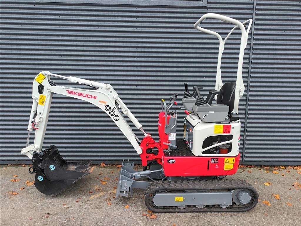 Bagger van het type Takeuchi TB210R, Gebrauchtmaschine in Fårevejle (Foto 5)