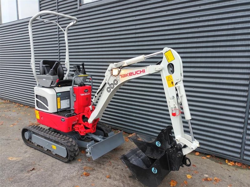 Bagger des Typs Takeuchi TB210R, Gebrauchtmaschine in Fårevejle