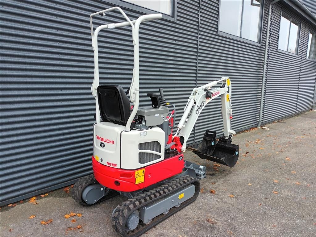 Bagger van het type Takeuchi TB210R, Gebrauchtmaschine in Fårevejle (Foto 3)