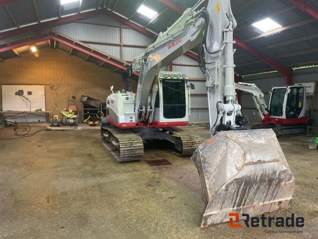 Bagger tip Takeuchi TB210R, Gebrauchtmaschine in Rødovre (Poză 3)