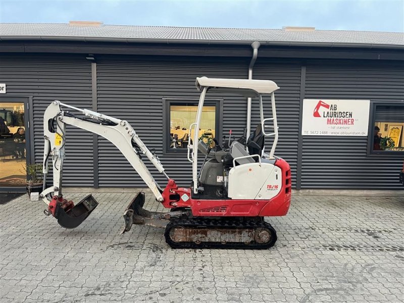 Bagger типа Takeuchi TB216 Hydraulisk hurtigskifte +2 skovle, Gebrauchtmaschine в Rønnede