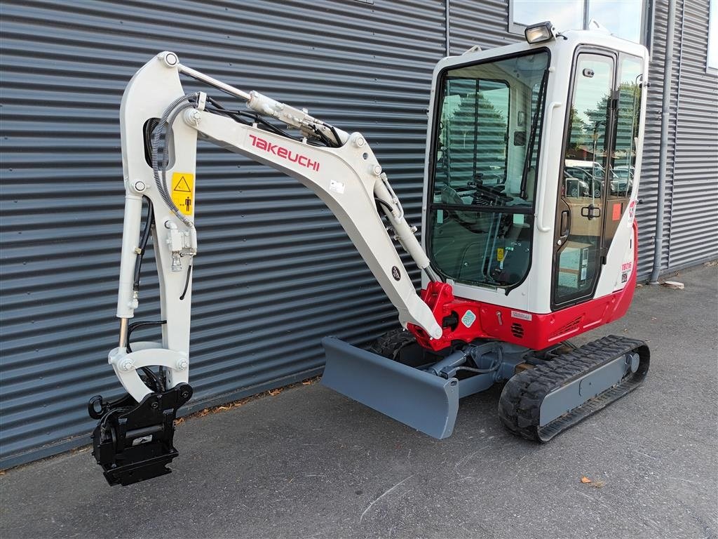 Bagger Türe ait Takeuchi TB216, Gebrauchtmaschine içinde Fårevejle (resim 4)