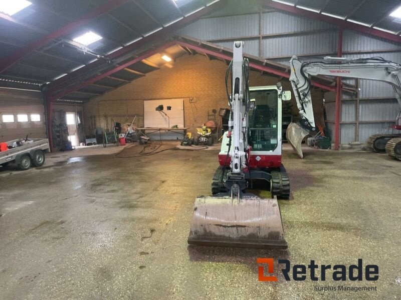 Bagger del tipo Takeuchi TB235, Gebrauchtmaschine en Rødovre (Imagen 2)