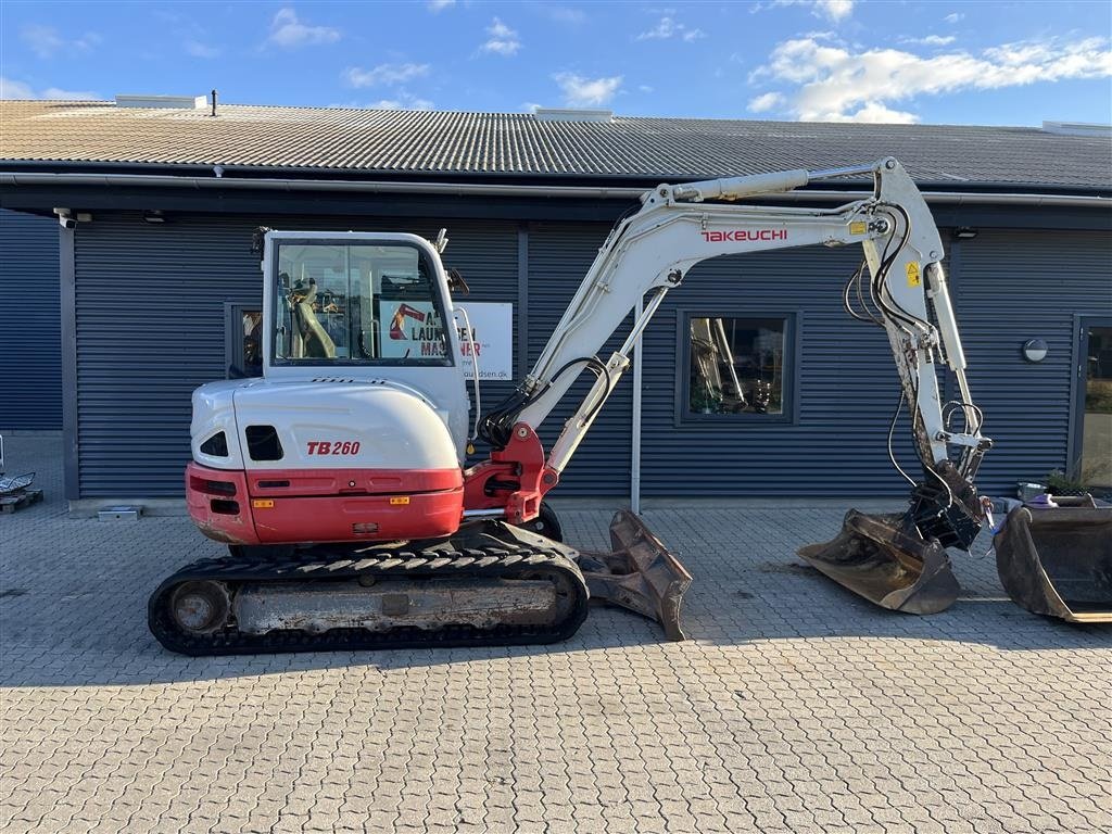 Bagger of the type Takeuchi TB260 kipbar planerskovl, Gebrauchtmaschine in Rønnede (Picture 1)