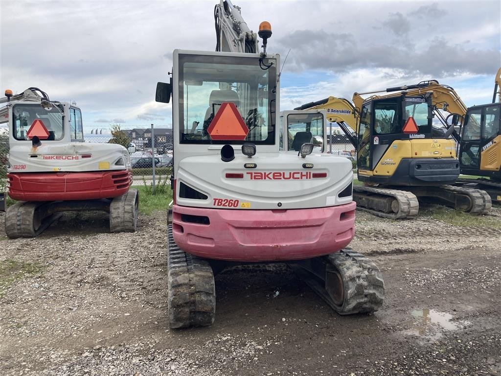 Bagger del tipo Takeuchi TB260, Gebrauchtmaschine en Roskilde (Imagen 2)