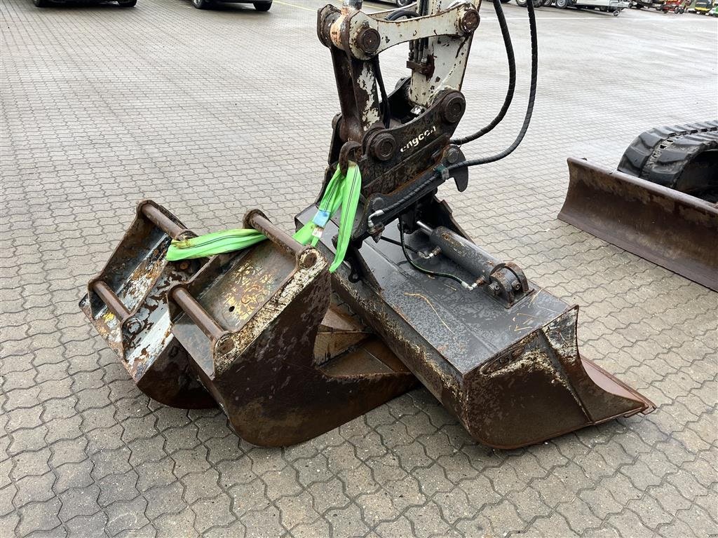 Bagger du type Takeuchi TB290 Hydraulisk skovlskifte 3skovle, Gebrauchtmaschine en Rønnede (Photo 4)