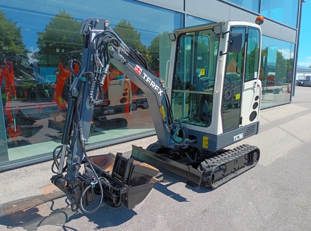 Bagger des Typs Terex TC 16, Gebrauchtmaschine in Fårevejle (Bild 6)