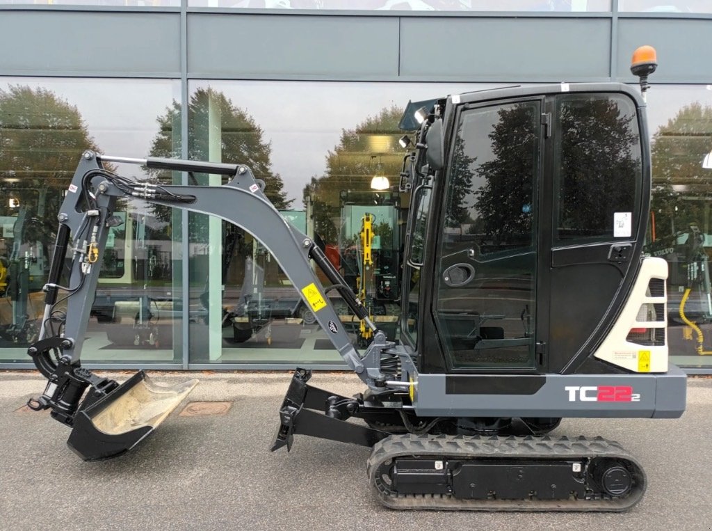 Bagger от тип Terex TC 22-2, Gebrauchtmaschine в Fårevejle (Снимка 2)