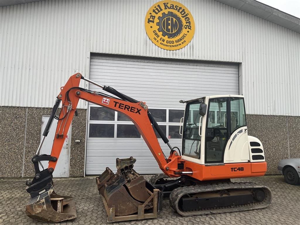 Bagger des Typs Terex TC 48 med stor skovlpakke, Gebrauchtmaschine in Havndal (Bild 1)