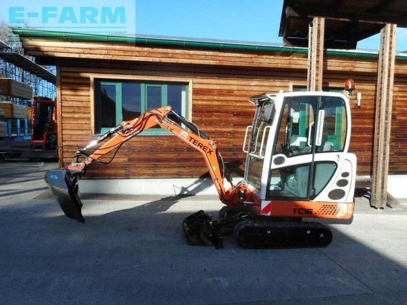 Bagger типа Terex tc16 ( 1.650kg ) neuer hydr. böschungslöffel, Gebrauchtmaschine в ST. NIKOLAI/DR.