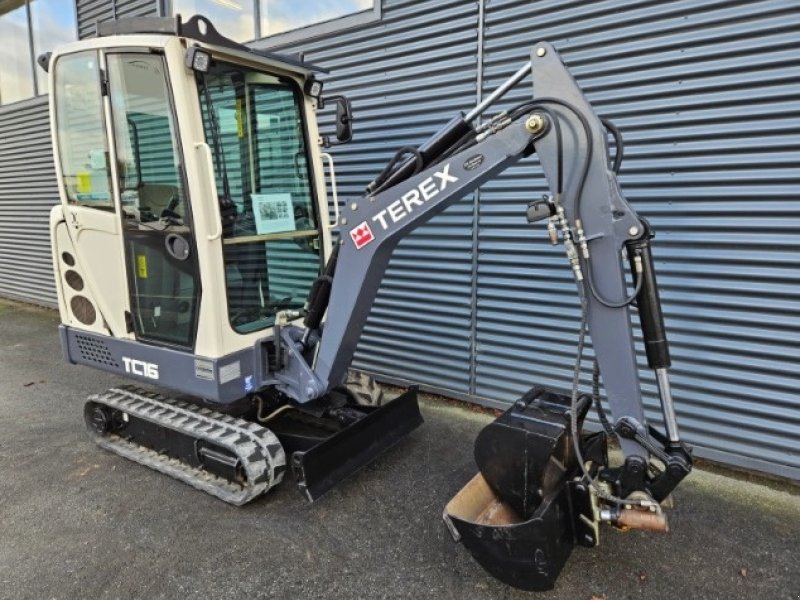 Bagger van het type Terex tc16, Gebrauchtmaschine in Fårevejle (Foto 1)