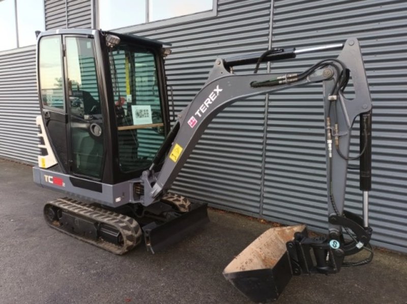 Bagger des Typs Terex tc22-2, Gebrauchtmaschine in Fårevejle (Bild 2)