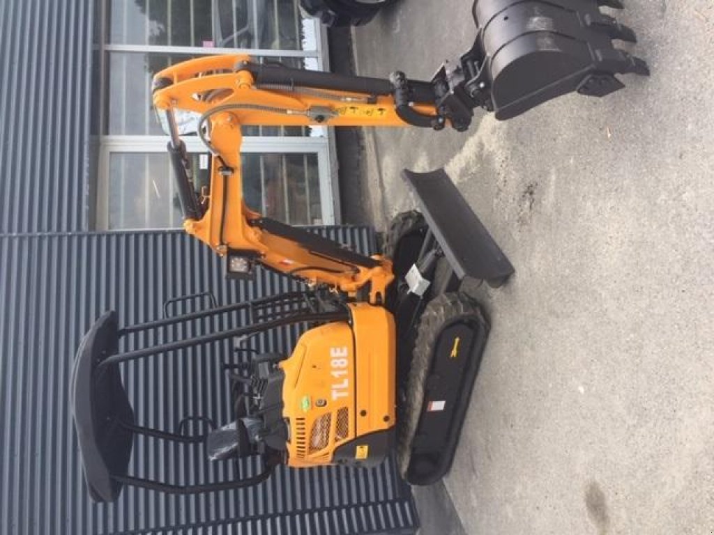 Bagger van het type Titan TL18E, Gebrauchtmaschine in Slangerup (Foto 2)