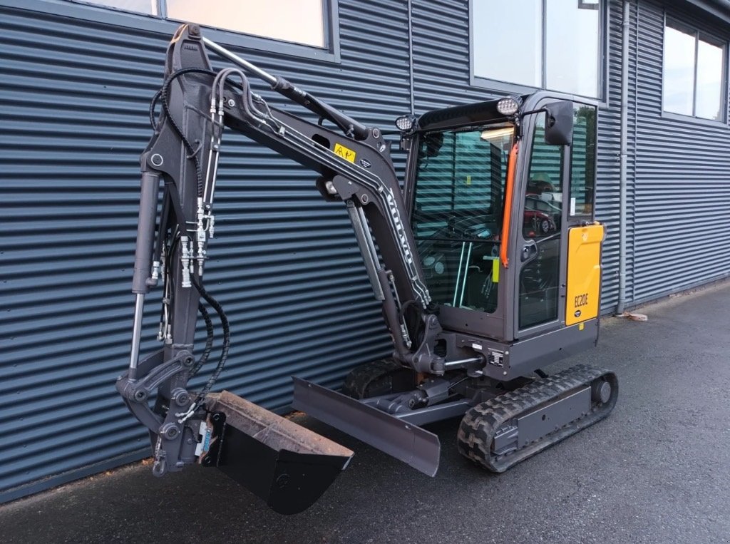 Bagger del tipo Volvo EC 20 E, Gebrauchtmaschine In Fårevejle (Immagine 4)