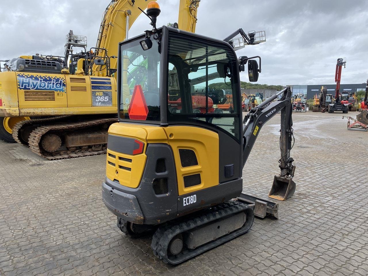 Bagger Türe ait Volvo EC18D, Gebrauchtmaschine içinde Skive (resim 4)