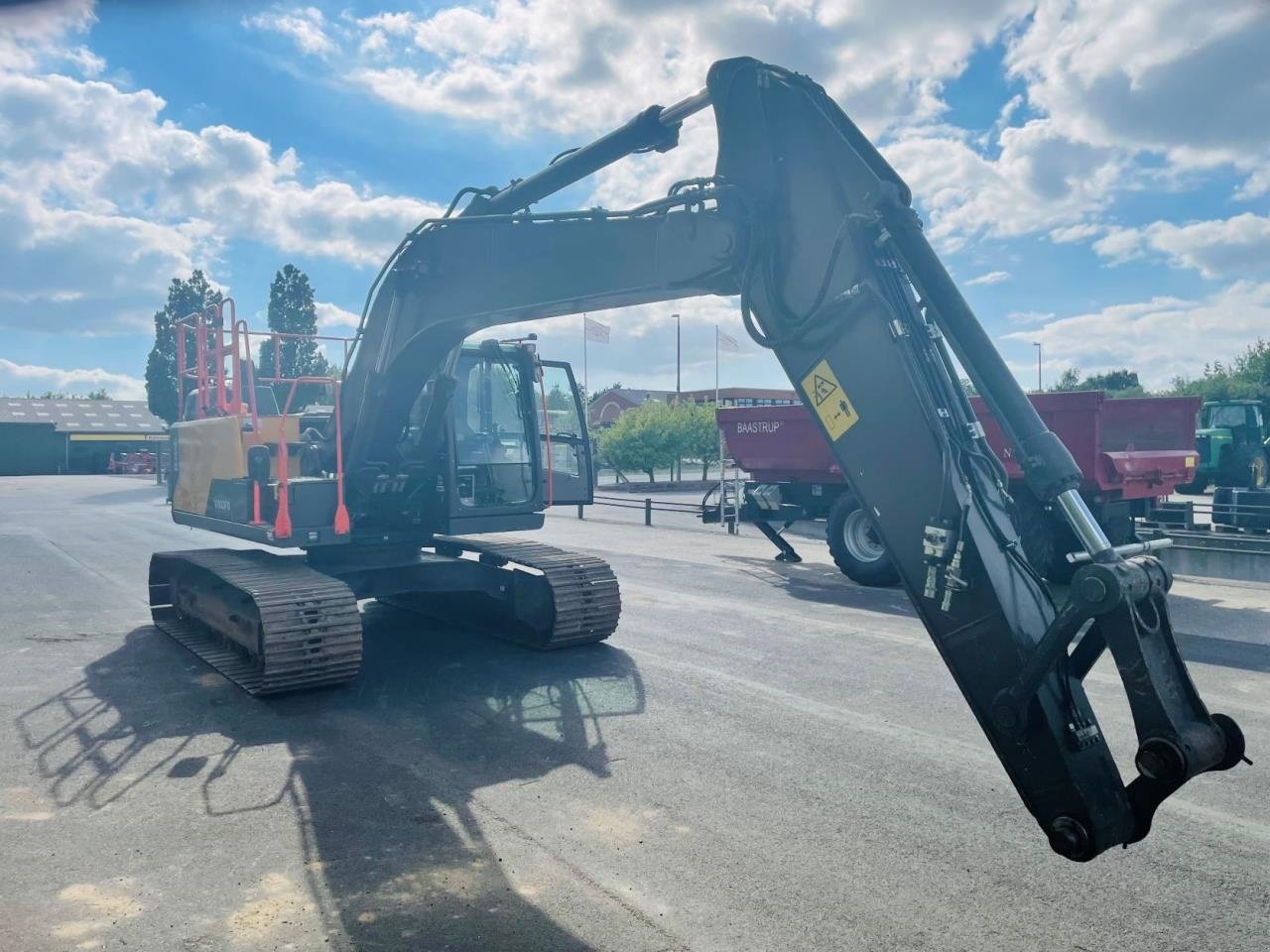 Bagger типа Volvo EC200 EL, Gebrauchtmaschine в Middelfart (Фотография 3)