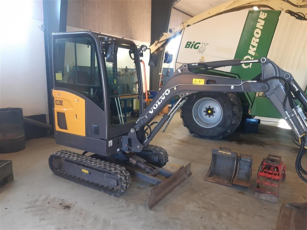 Bagger tip Volvo EC20E rotortilt skovle og sortertang, Gebrauchtmaschine in Kongerslev (Poză 1)