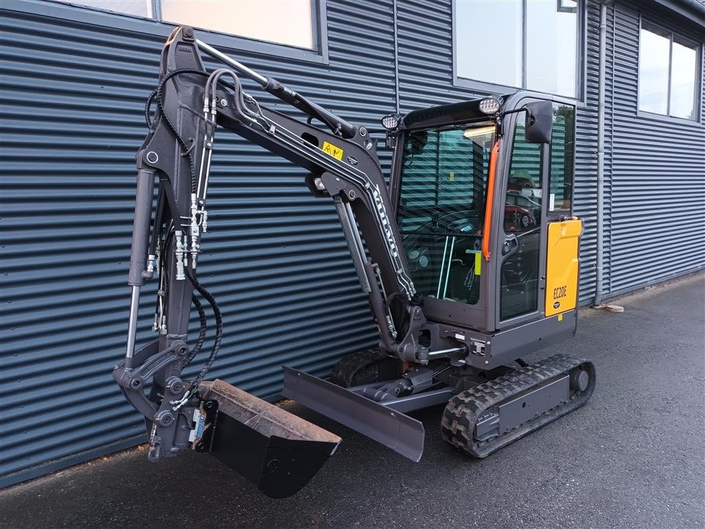 Bagger des Typs Volvo EC20E, Gebrauchtmaschine in Fårevejle (Bild 4)