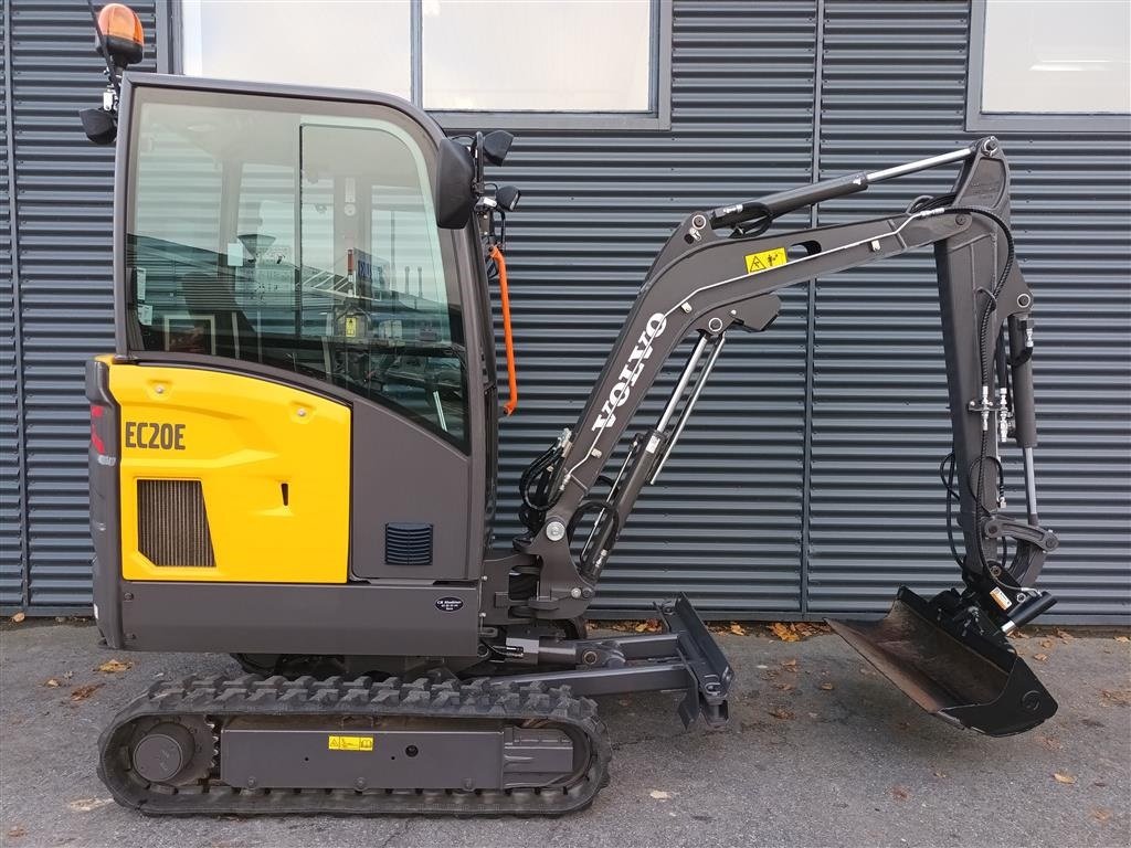 Bagger del tipo Volvo EC20E, Gebrauchtmaschine In Fårevejle (Immagine 2)