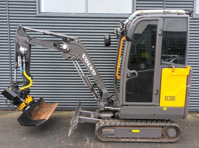 Bagger типа Volvo ec20e, Gebrauchtmaschine в Fårevejle (Фотография 5)