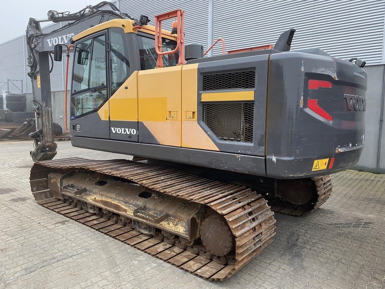 Bagger tipa Volvo EC220, Gebrauchtmaschine u Skive (Slika 2)