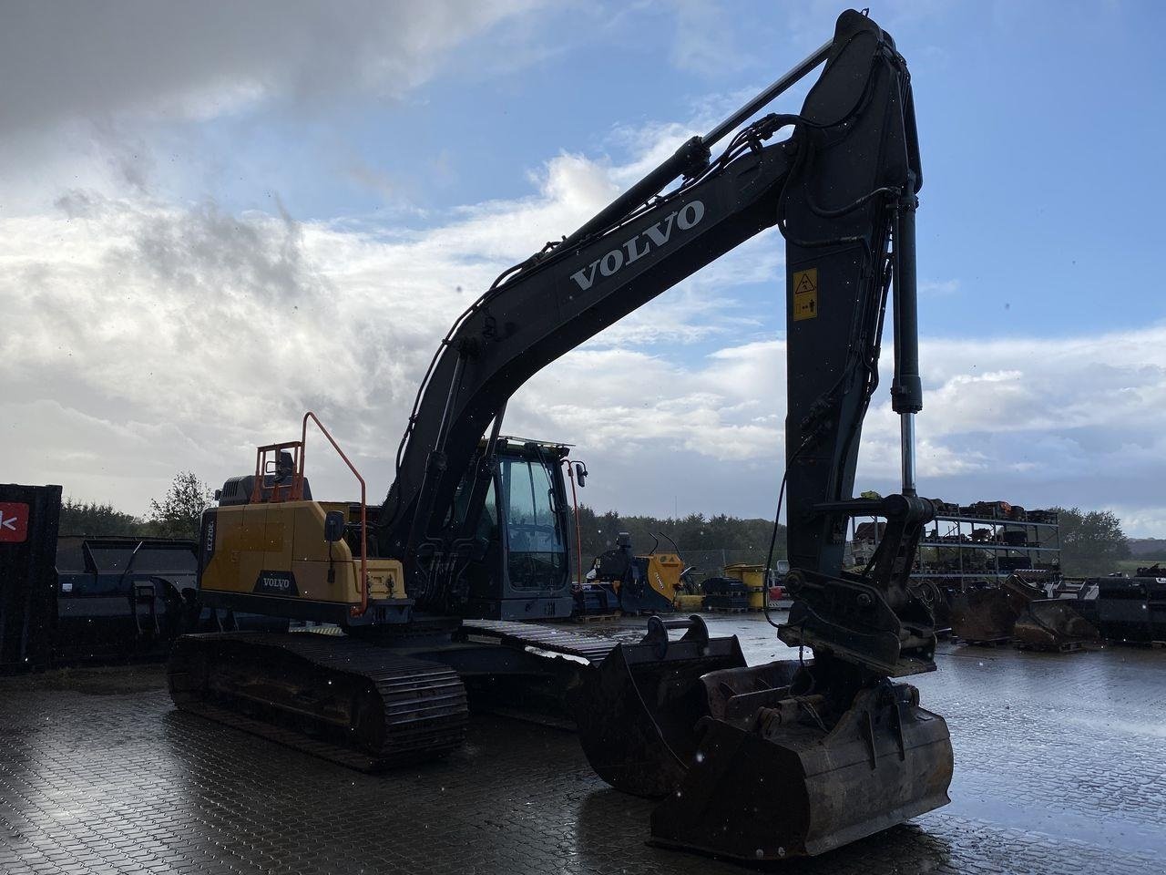 Bagger del tipo Volvo EC220, Gebrauchtmaschine en Skive (Imagen 5)