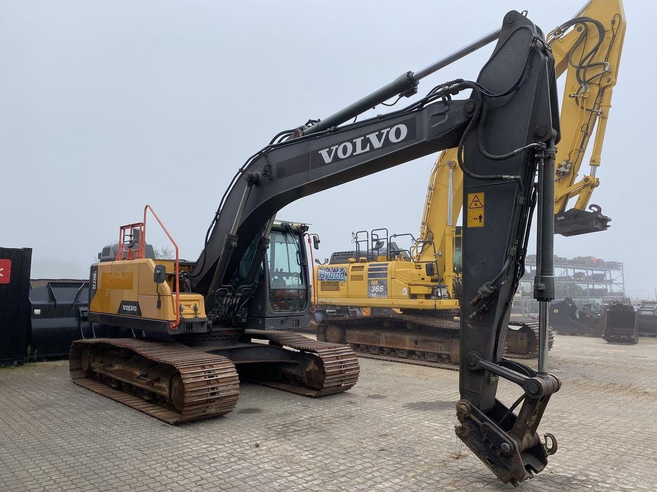 Bagger des Typs Volvo EC220, Gebrauchtmaschine in Skive (Bild 5)