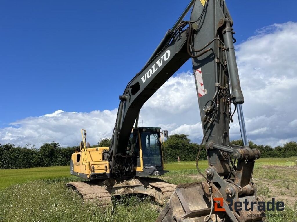 Bagger typu Volvo EC240BLC, Gebrauchtmaschine v Rødovre (Obrázek 2)