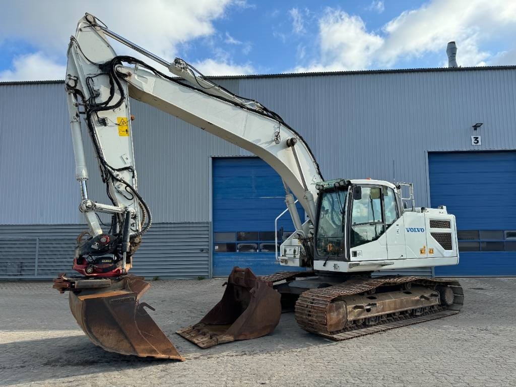 Bagger tip Volvo EC250EL, Gebrauchtmaschine in Vojens (Poză 2)