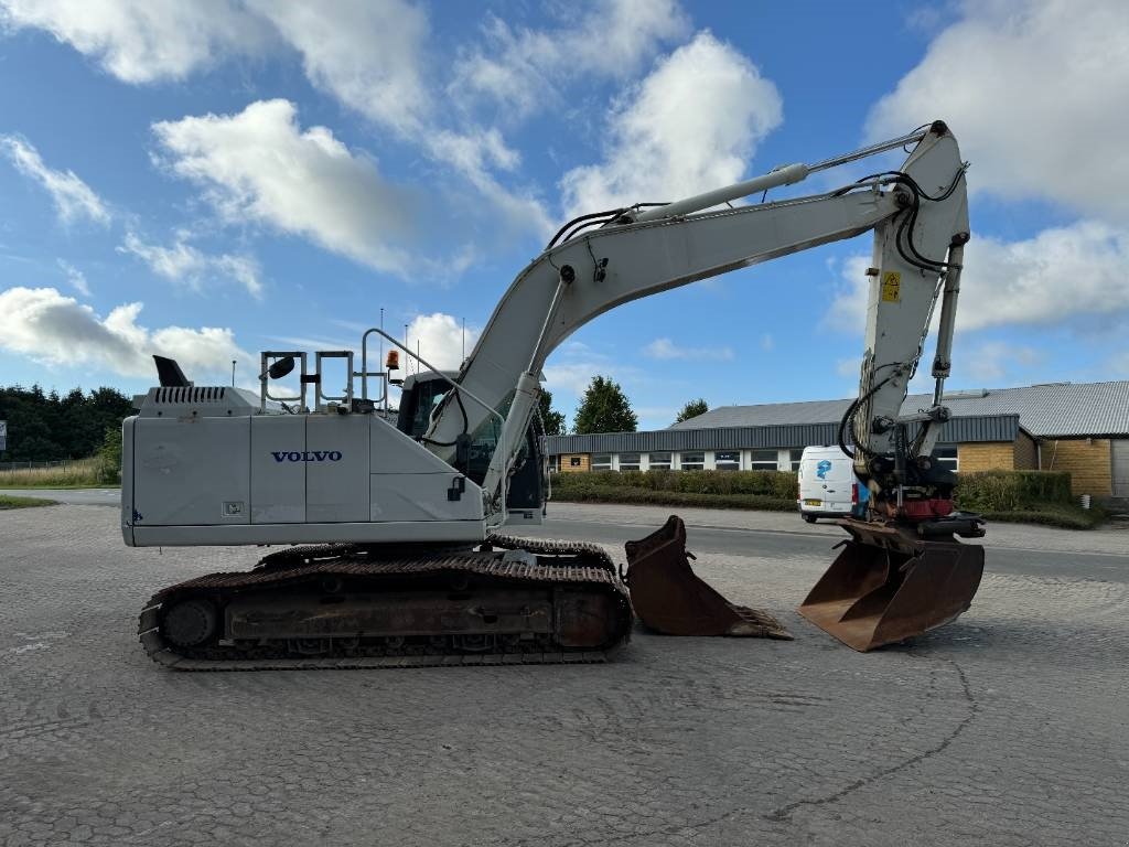 Bagger tip Volvo EC250EL, Gebrauchtmaschine in Vojens (Poză 4)