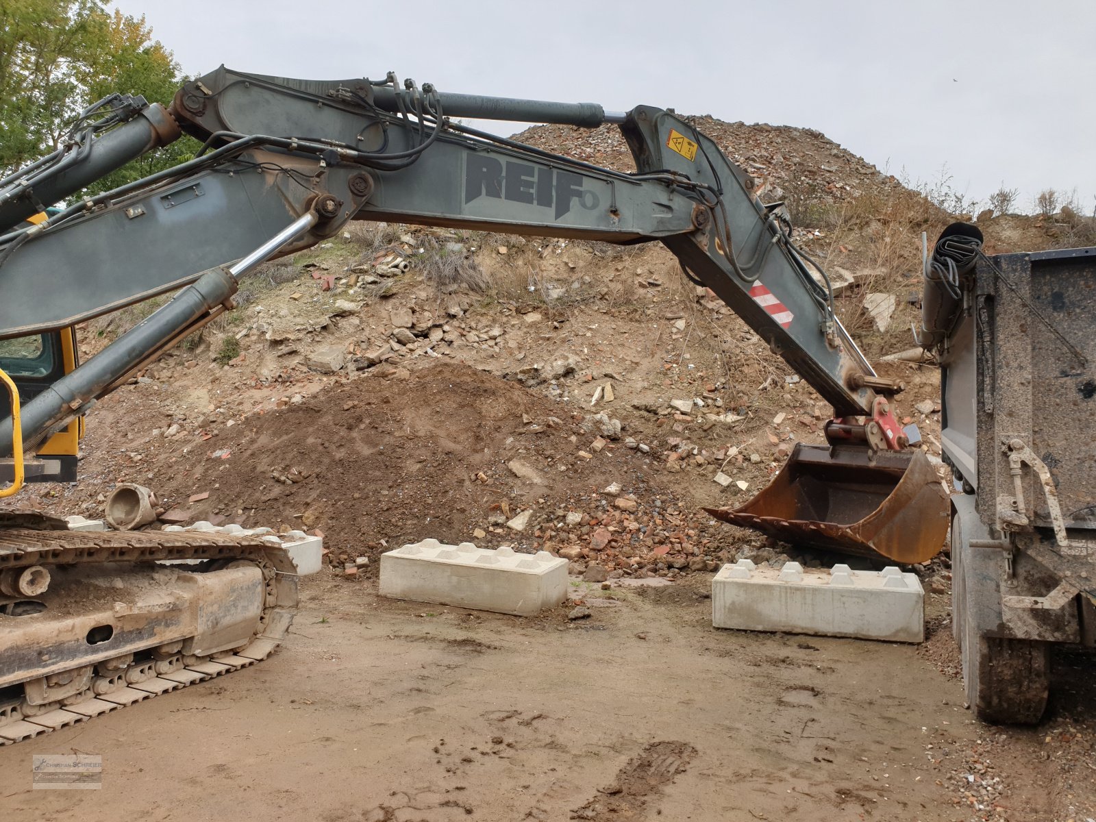 Bagger Türe ait Volvo EC290B NLC, Gebrauchtmaschine içinde Lichtenau Stadtgebiet (resim 3)