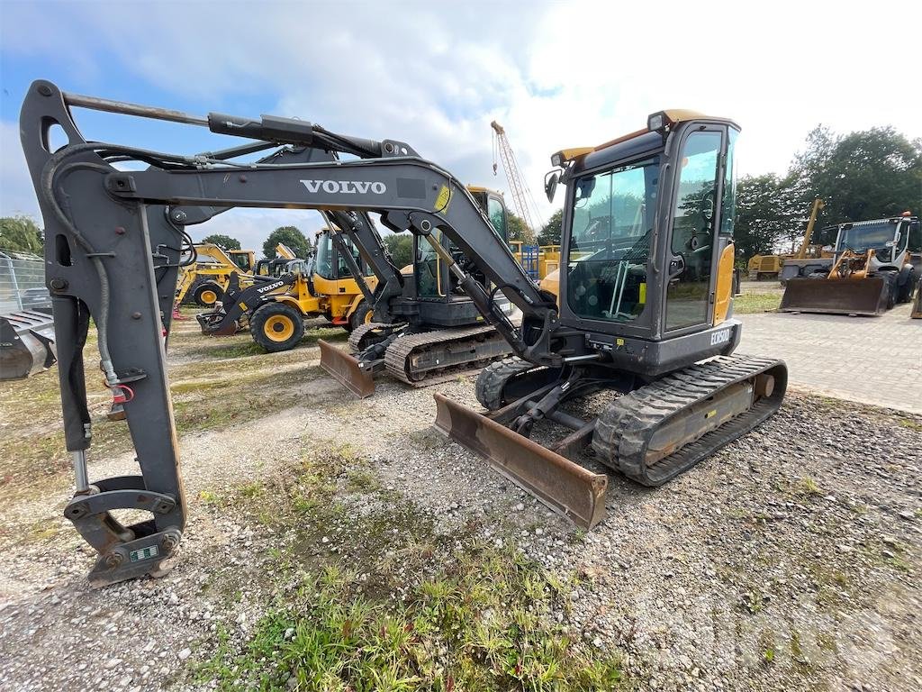 Bagger typu Volvo ECR 50 D, Gebrauchtmaschine v Düsseldorf (Obrázek 1)