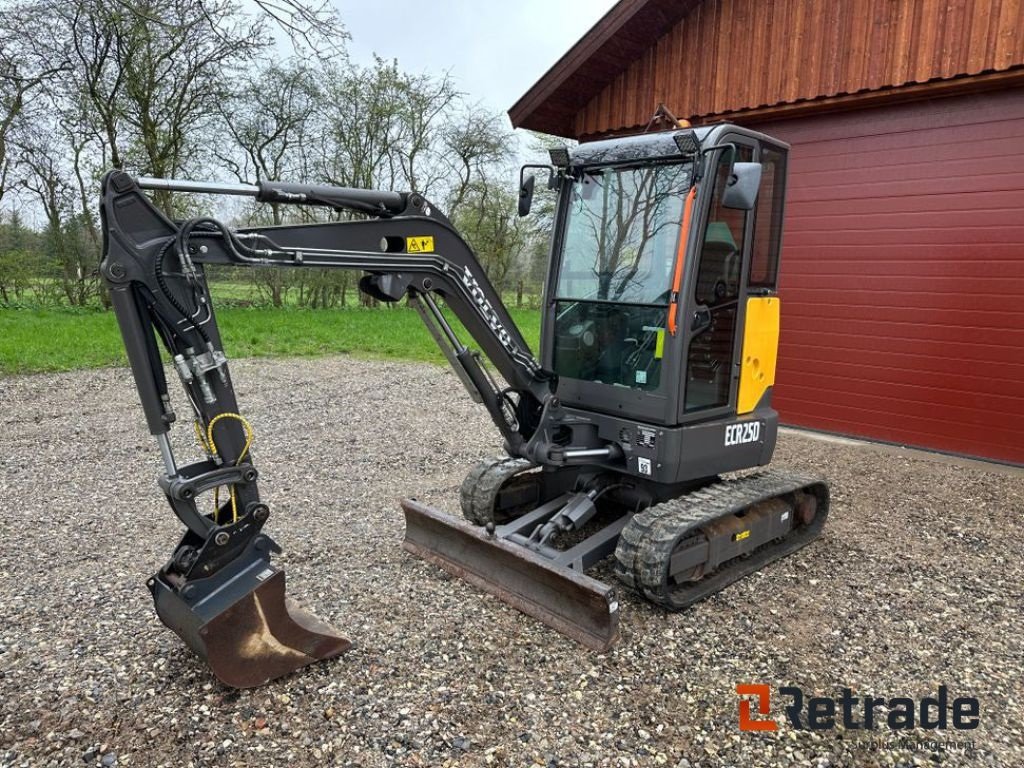 Bagger типа Volvo ECR25D, Gebrauchtmaschine в Rødovre (Фотография 1)