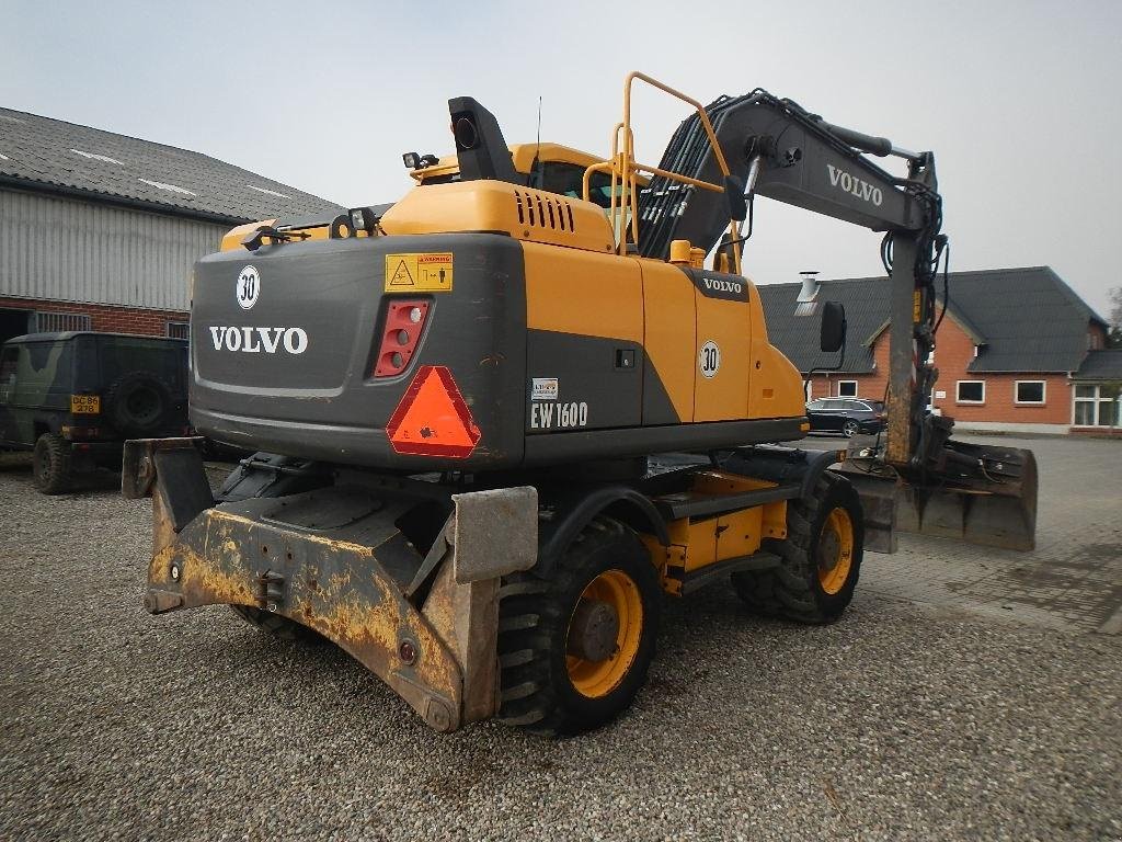 Bagger des Typs Volvo EW160 D, Gebrauchtmaschine in Aabenraa (Bild 4)