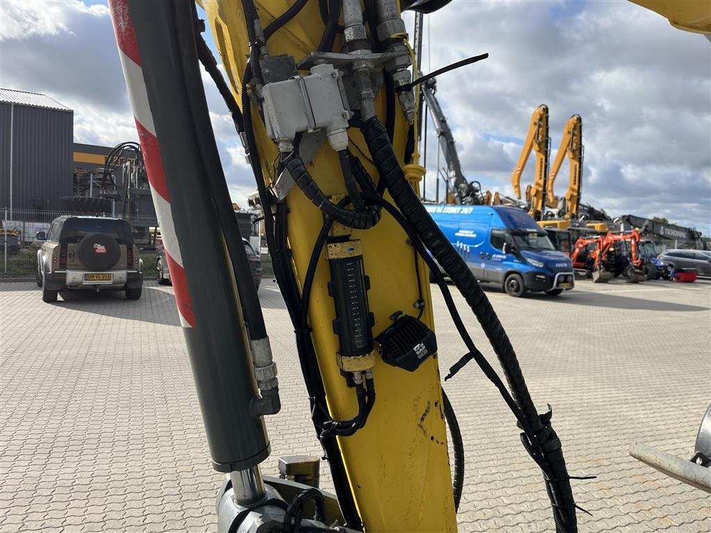 Bagger от тип Wacker Neuson EW 100  Gummihjuler med rotortilt, vogn og fuld skovlpakke, Gebrauchtmaschine в Rønnede (Снимка 6)