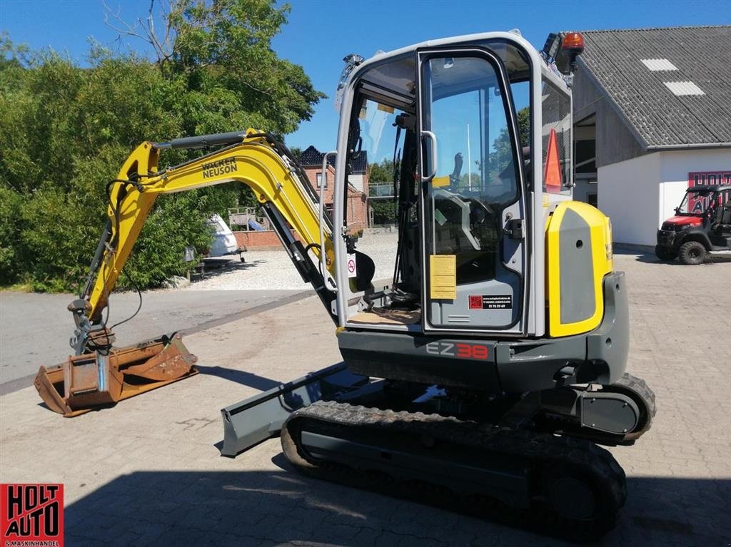 Bagger des Typs Wacker Neuson EZ 38 VDS, Gebrauchtmaschine in Vrå (Bild 2)