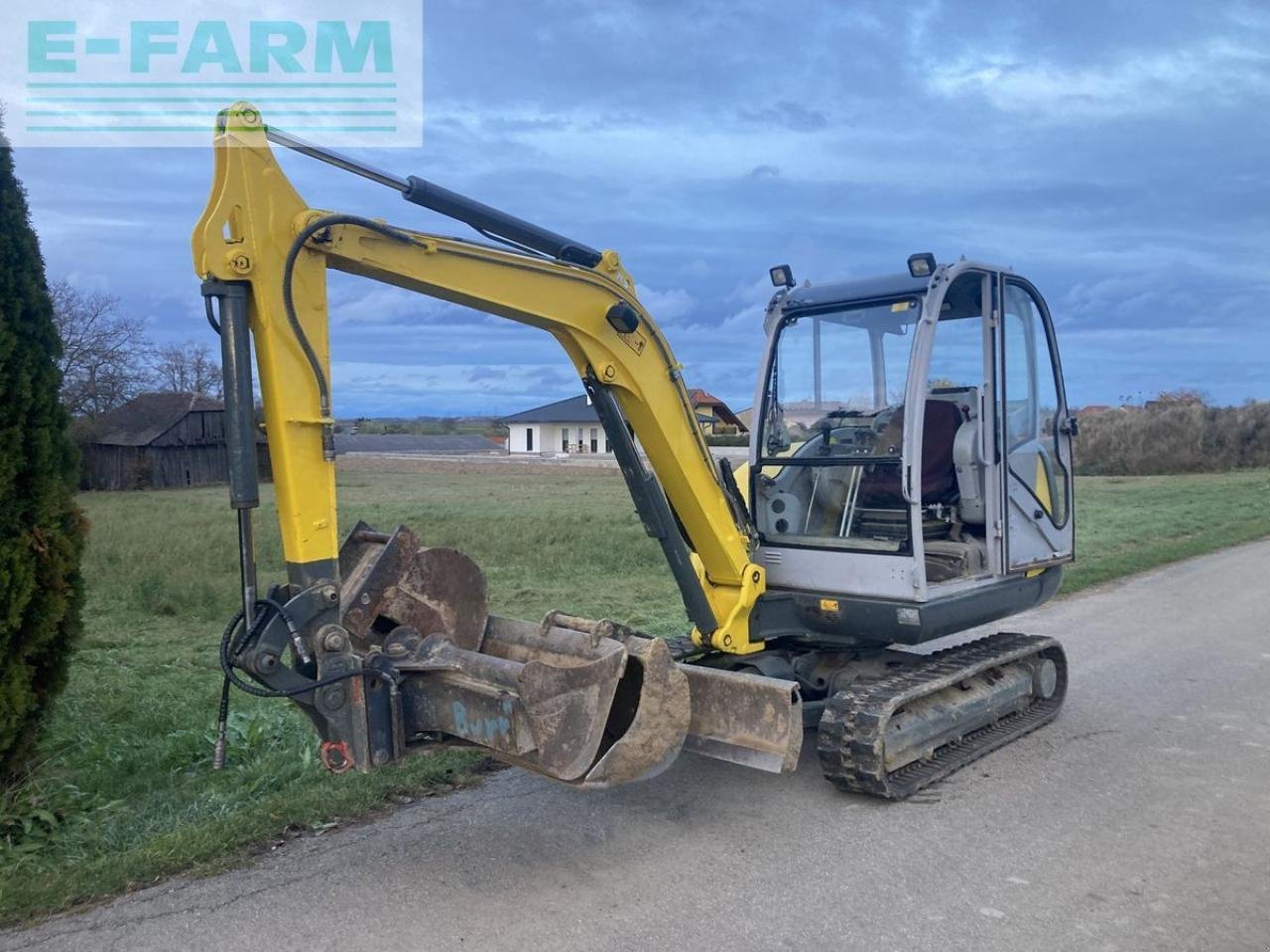 Bagger от тип Wacker Neuson kettenbagger minibagger löffelbagger, Gebrauchtmaschine в Limberg (Снимка 7)